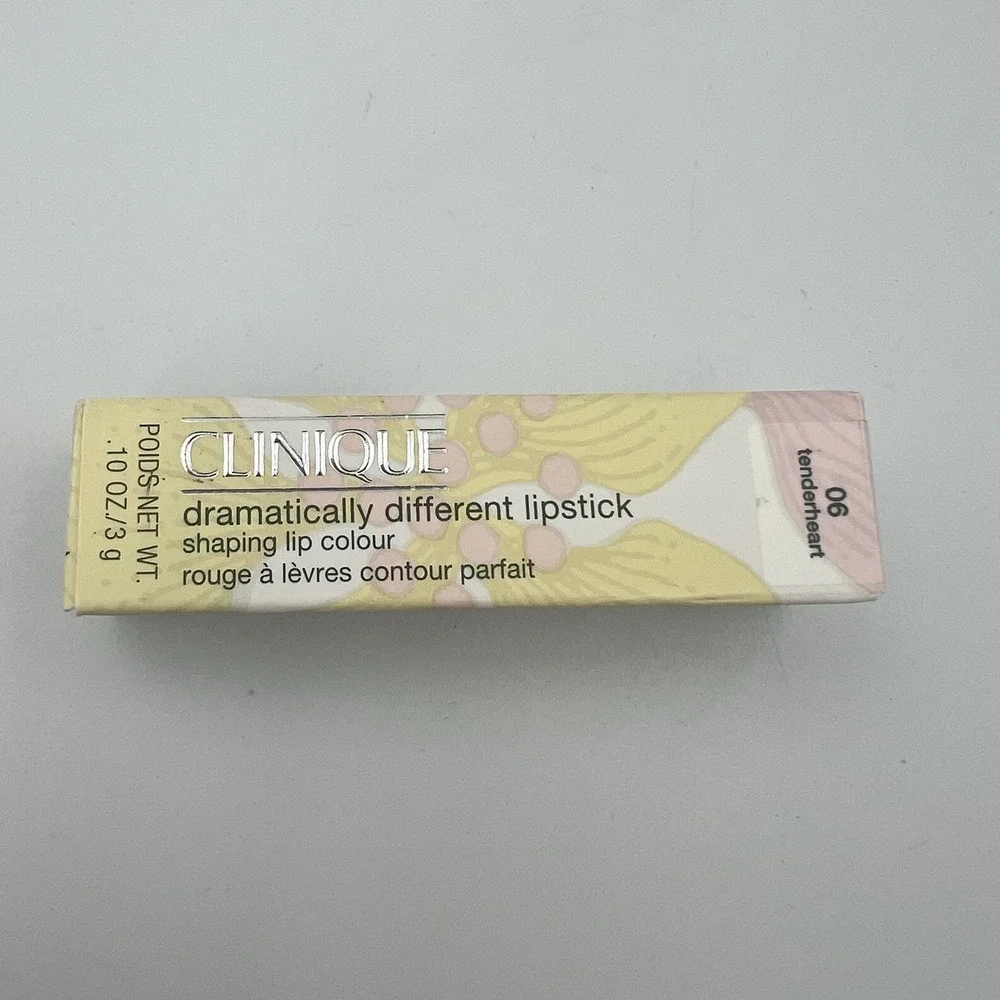 New! Clinique Dramatically Different Lipstick 06 Tenderheart Full Size 10 oz